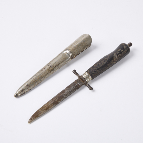 A J Hellberg Eskislstuna Knife