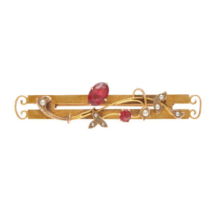 9ct Red Stone and Seed Pearl Brooch