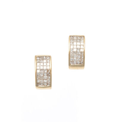 14ct Hoop-like Diamond Earrings