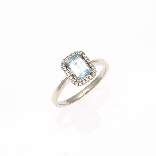 9ct White Gold Aquamarine and Diamond Ring