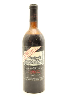 (1) 1976 Wynns Coonawarra Estate Black Label Cabernet Sauvignon, Coonawarra [JR18.5]