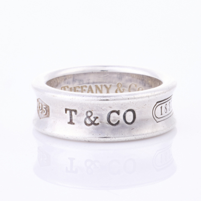 Tiffany & Co, Sterling Silver 1837 Ring with Box