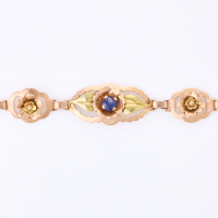 14ct Rose Gold, 19cm Flower Bracelet with Immitation Sapphires