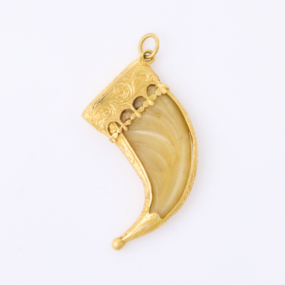 18ct Yellow Gold, VIctorian, Tiger's Claw Pendant