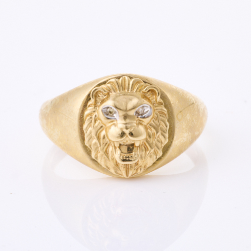 9ct Yellow Gold, .015ct Diamond Set Lion Signet Ring