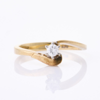 9ct White / Rose Gold, Modern, .10ct Diamond Ring