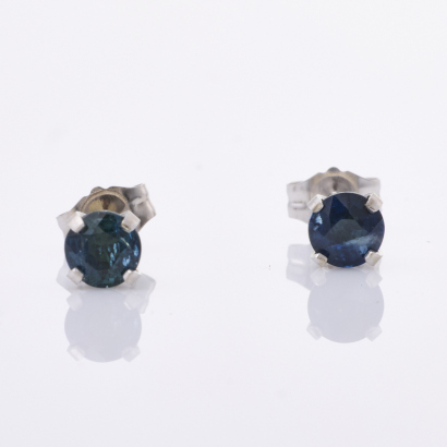 14ct White Gold, 4.2mm, Blue Sapphire Stud Earrings