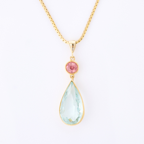 18ct Yellow Gold, Aquamarine / Tourmaline Pendant on 14ct Yellow Gold Box Chain