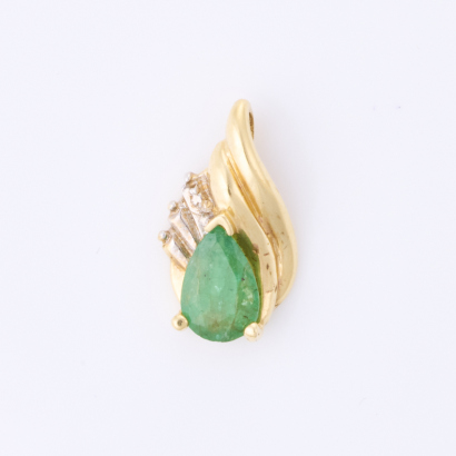 14ct Yellow Gold, Vintage, Pear Shaped Emerald Pendant