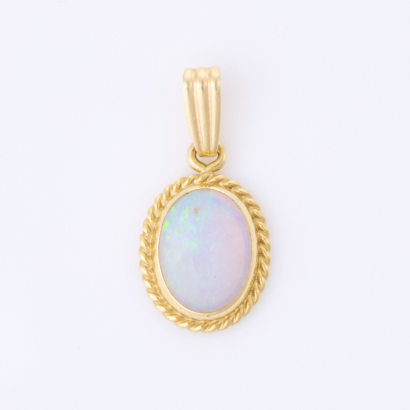 14ct Yellow Gold, Modern, Oval Cabochon Opal Pendant