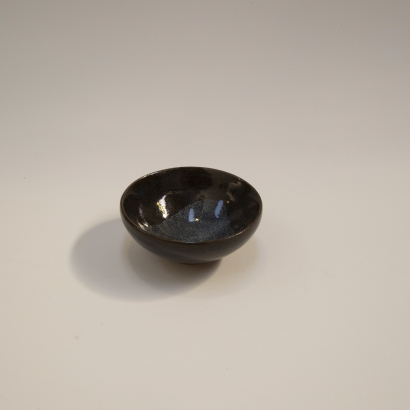 A Chinese 'leaf' tea cup