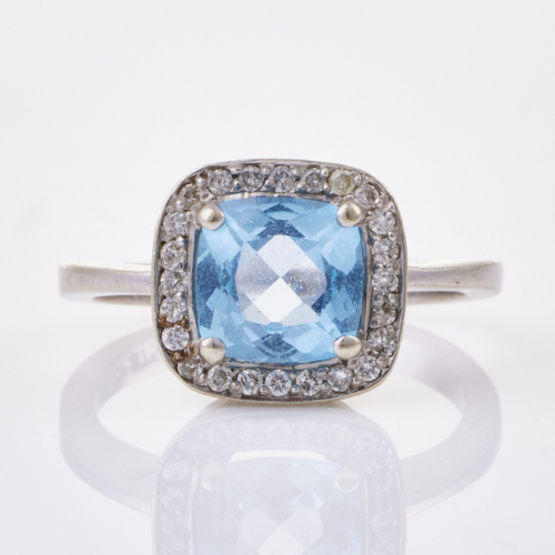 9ct White Gold, Blue Topaz / .25ct Diamond Ring