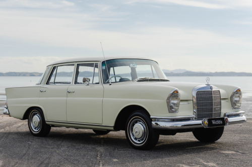 1964 Mercedes-Benz 220SEb