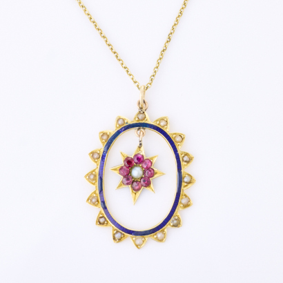 15ct Yellow Gold, Vintage, Seed Pearl / Enamel Pendant on Gold Plated Chain