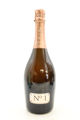 (1) NV No. 1 Family Estate No 1 Rose, Marlborough ♦