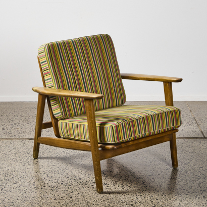 An American Oak Mid-Century Occasional Chair