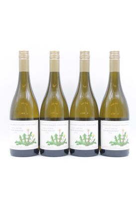 (4) 2015 Pyramid Valley Lion's Tooth Chardonnay, North Canterbury