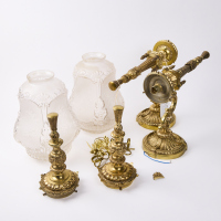 A Pair Of Antique Wall Mounting Lamps