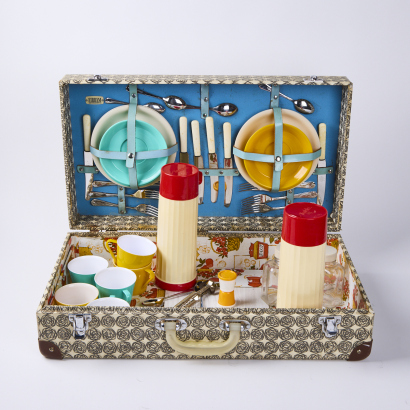 A Vintage Sirram English Made Picnic Set In Suitcase