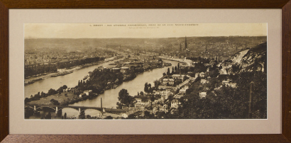 An Oak Framed Antique Panoramic Photograph Of Roven Praise De La Cote Sainte Catherine