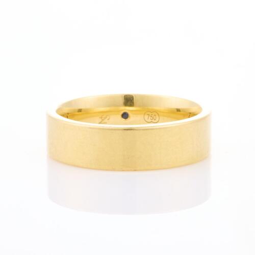 18ct Yellow Gold, 6mm Plain Band. Size Q 1/2