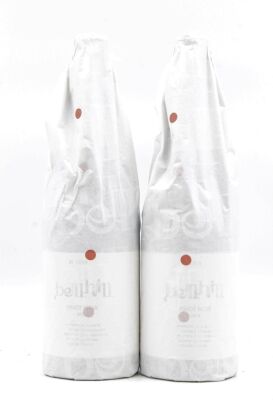 (2) 2013 Bell Hill Pinot Noir, North Canterbury [BC98][RP95][JR17.5]