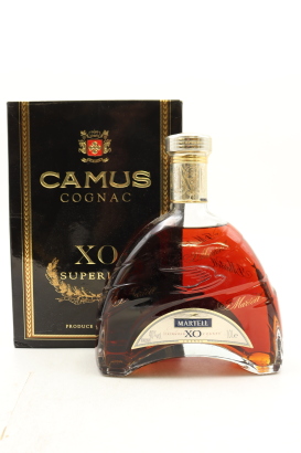 (1) Martell X.O. Cognac, France, 40% ABV, 1000ml