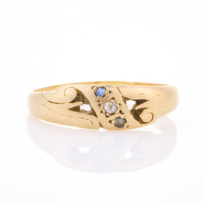 18ct Yellow Gold, Vintage, Sapphire / .015ct Diamond Ring