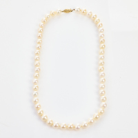 42cm Knotted Pearl Strand with 14ct Yellow Gold Clasp