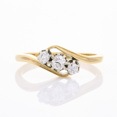 18ct Yellow Gold, Vintage, .30ct Three Stone Diamond Ring