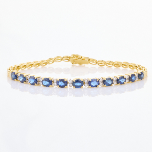 18ct Yellow Gold, 4.40ct Sapphire/ .40ct Diamond Bracelet