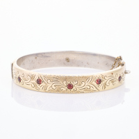 18ct Gold Plated, Vintage, Hinged Bangle with Red Stones