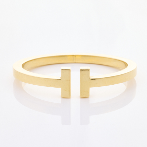 Tiffany & Co, 18ct Yellow Gold "T" Square Hinged Bangle