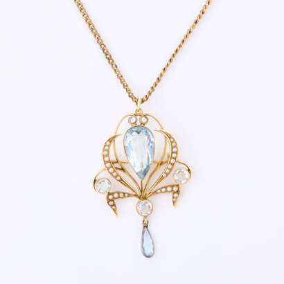 15ct Yellow Gold, Victorian, Aquamarine Pendant, Gold-tone Chain