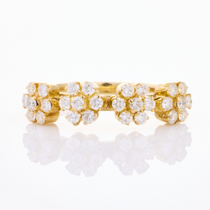 9ct / 18ct Yellow Gold, 1.12ct Floral Shaped Clusters Ring