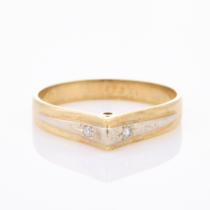 9ct Yellow Gold, Vintage Ring with .02ct Diamonds