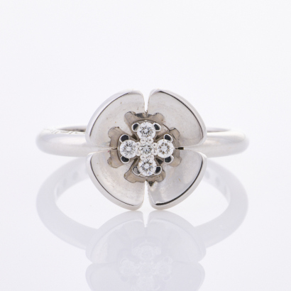 18ct White Gold, Flower Ring by Gioielliamo, with .05ct Diamonds