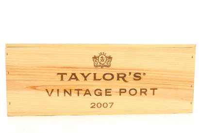 (6) 2007 Taylor Fladgate Vintage Port, Portugal [JR18] [WS96] [WE95] (OWC)