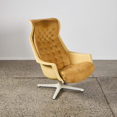 A Galaxy Lounge Chair By Alf Svensson And Yngvar Sandstrom For Dux C.1960s