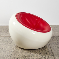 A Vintage Fibreglass Pod Chair