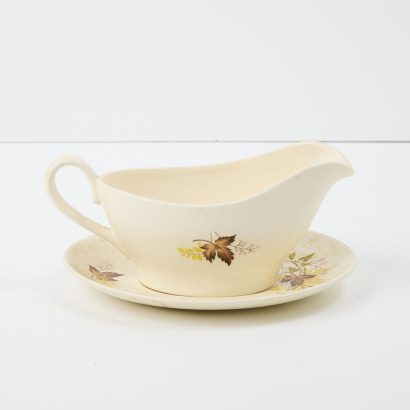 A Crown Lynn Autumn Splendour Gravy Boat and Dish