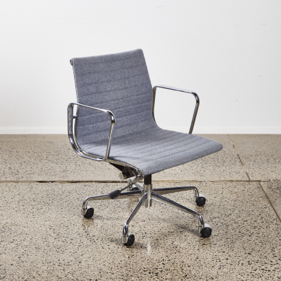 An Eames Style Desk Chair in Grey Wool Upholstery