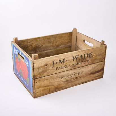 A JM Wade Rose Brand Apples Crate