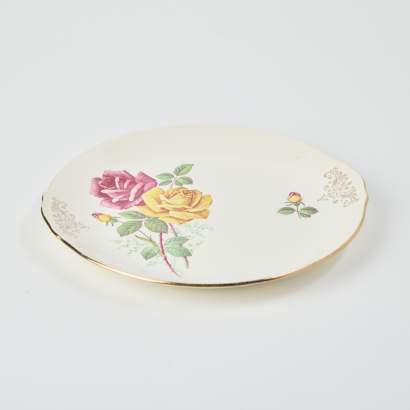 A Crown Lynn Bouquet Plate