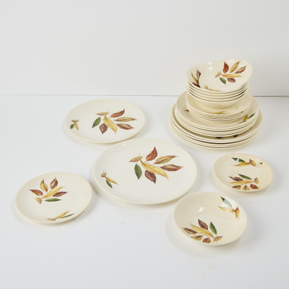 An Assortment of Crown Lynn Autumn Splendour Crockery