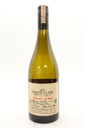 (1) 2022 Saint Clair Pioneer Block 3 43 Degrees Sauvignon Blanc, Wairau Valley