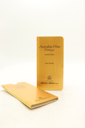 (1) Australian Wine Vintages 2nd Edition 1981 Robin Bradley Signed Benson & Hedges