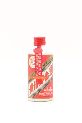 (1) 1990 Kweichow Flying Fairy Moutai 200ml (GB) 1990年产飞天牌铁盖茅台酒