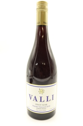 (1) 2018 Valli Waitaki Vineyard Pinot Noir, North Otago