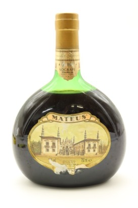 (1) NV Sogrape Mateus Vinho, Portugal